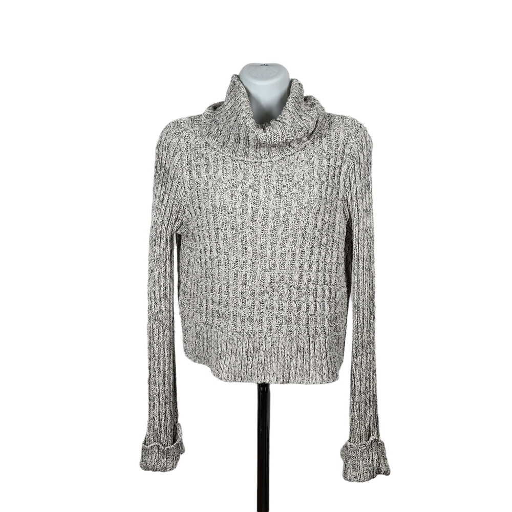 FREE PEOPLE TURTLE NECK SWEATER